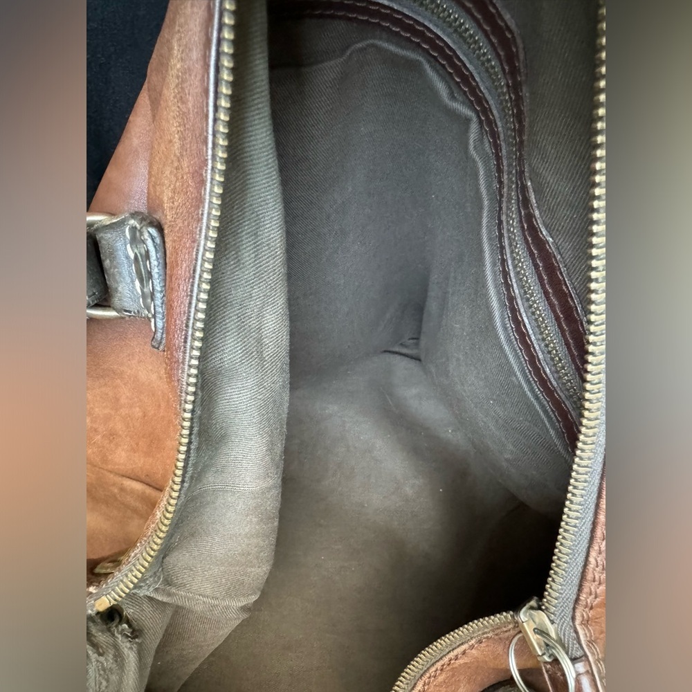 JOHN VARAVATOS Italian Leather Messenger Bag - Picture 8 of 16